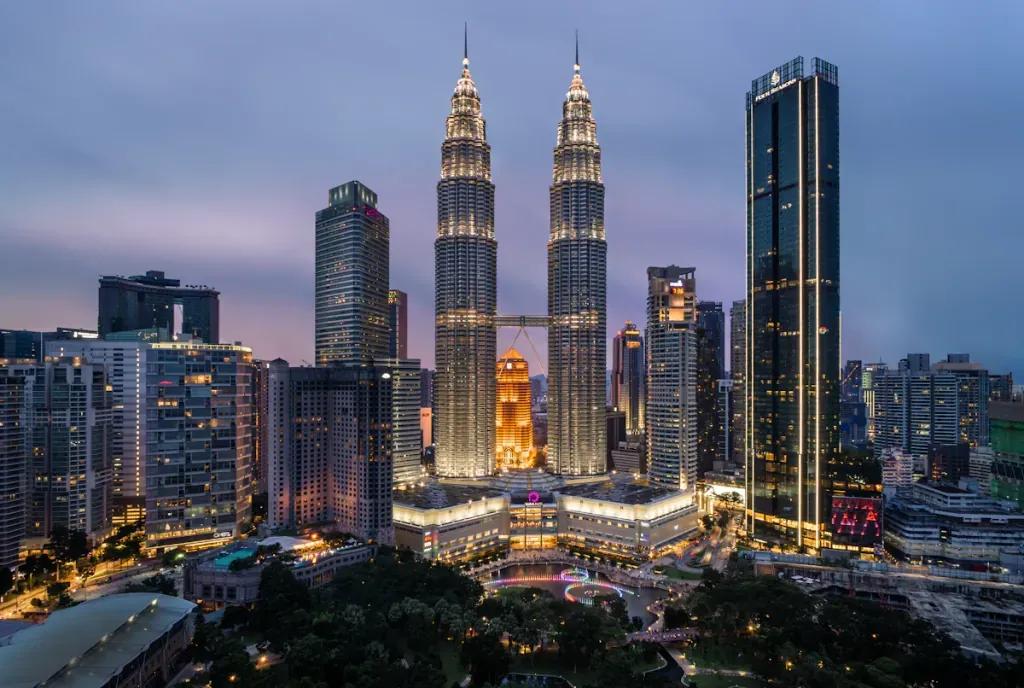 eSIM Kuala Lumpur - Kup przedpłacone dane podróżne dla Kuala Lumpur, Malezja