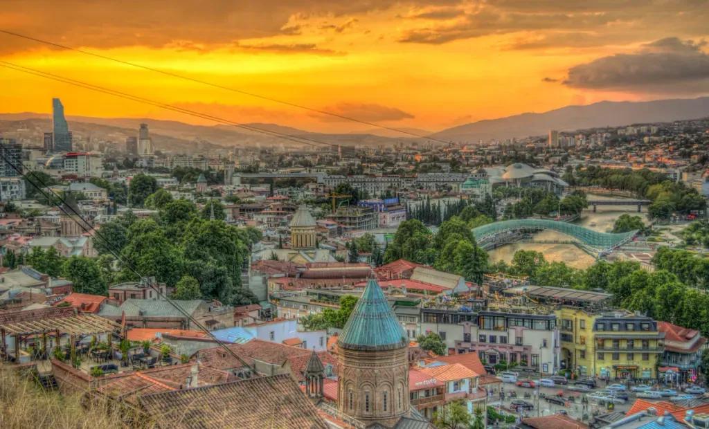 eSIM Tbilisi - Kup przedpłacone dane podróżne dla Tbilisi, Gruzja