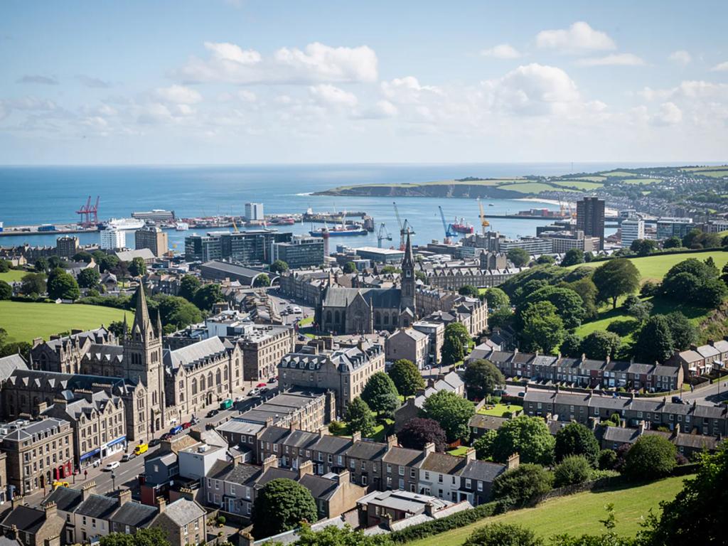 eSIM Aberdeen - Kup przedpłacone dane podróżne dla Aberdeen, Wielka Brytania