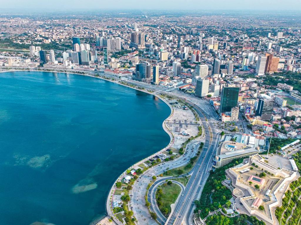 Cel podróży Angola - Kup eSIM Angola na mobilny internet