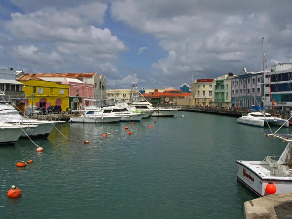 Cel podróży Barbados - Kup eSIM Barbados na mobilny internet